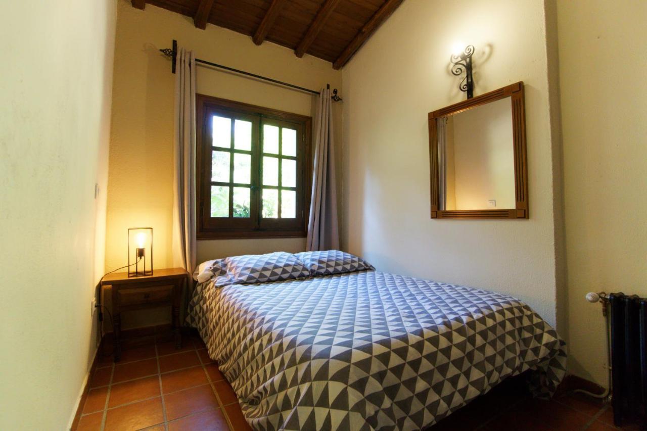 Casas Arbillas Arenas de San Pedro Luaran gambar